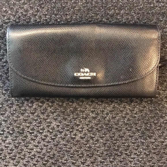 Coach Wallet - Picture 1 of 6